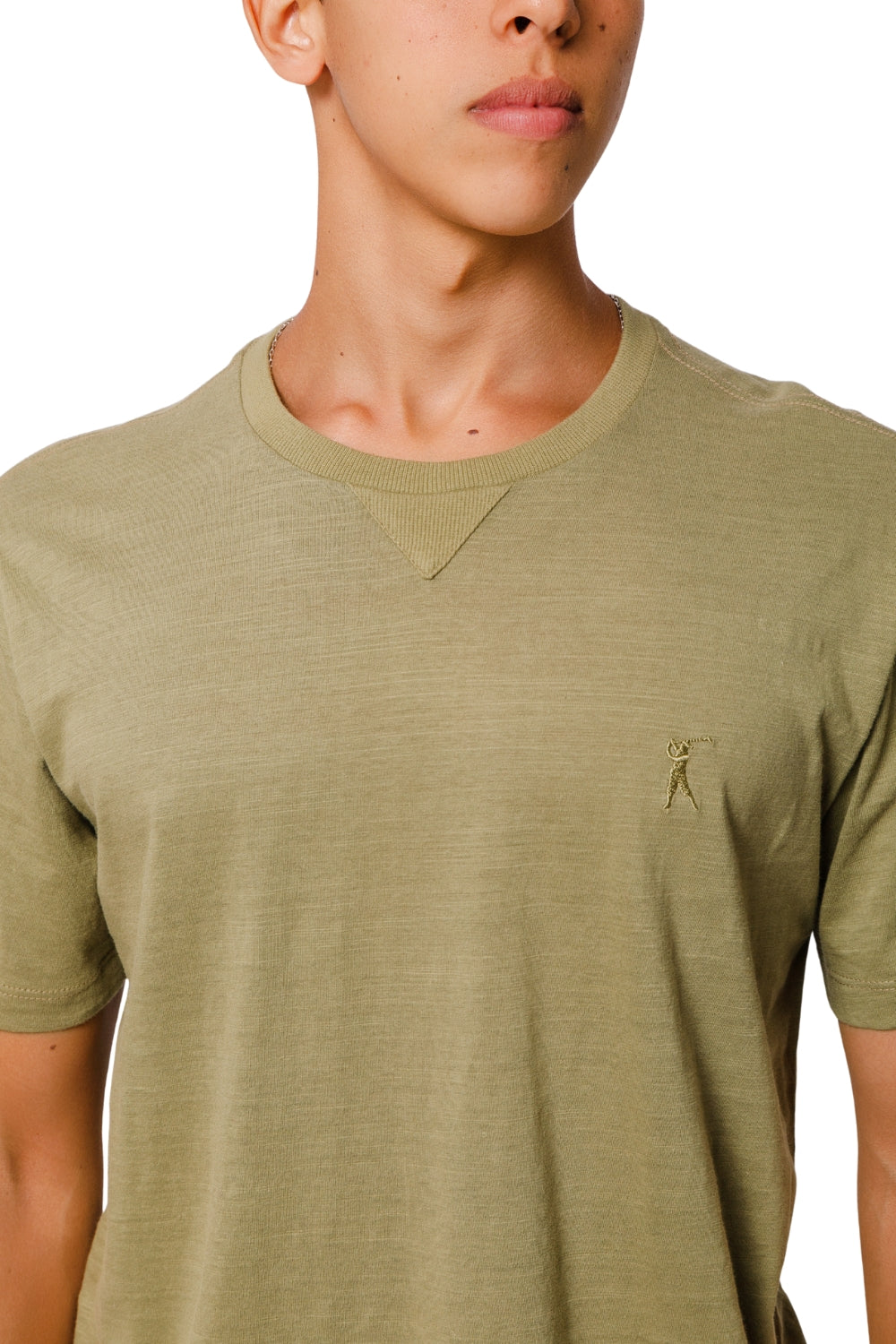 Camiseta Flamê Detalhe em V