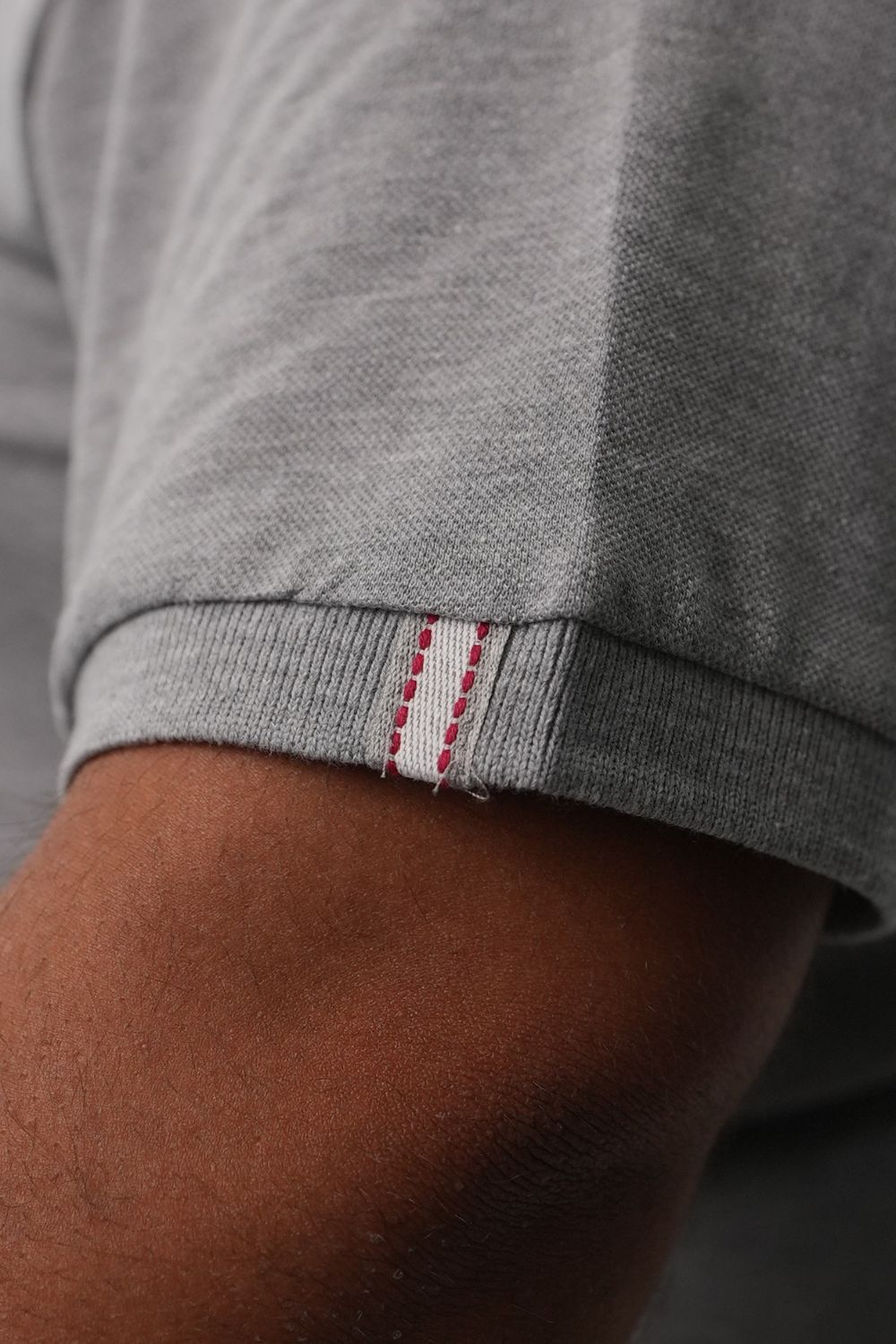 Camisa Polo Detalhe Gola Plus Size