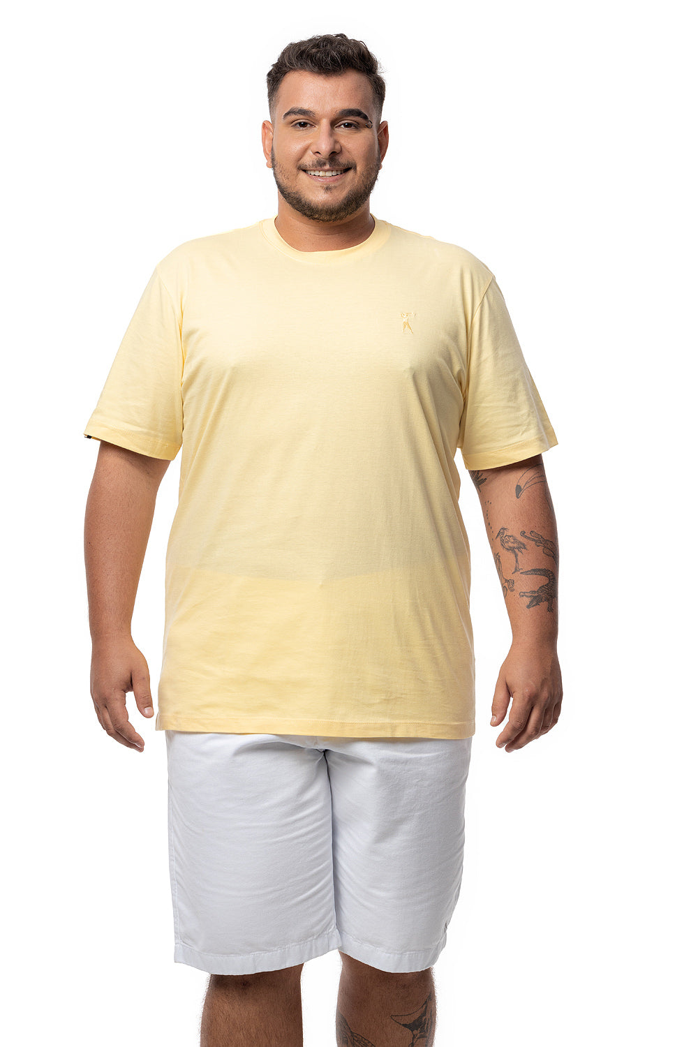Camiseta Tradicional Bordada Plus Size