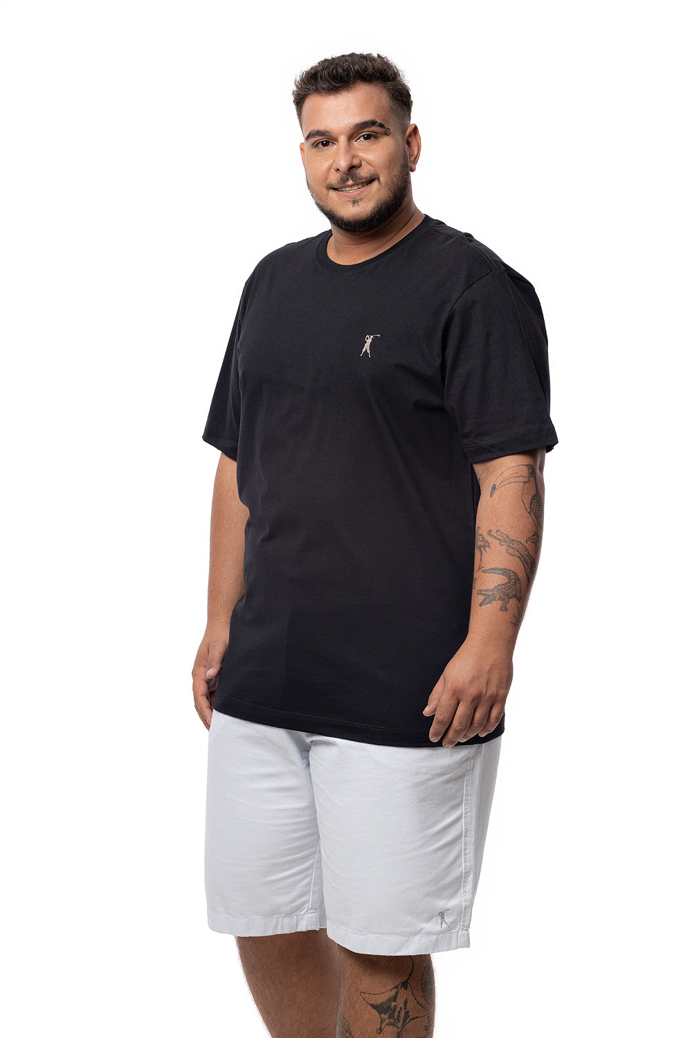 Camiseta Tradicional Bordada Plus Size