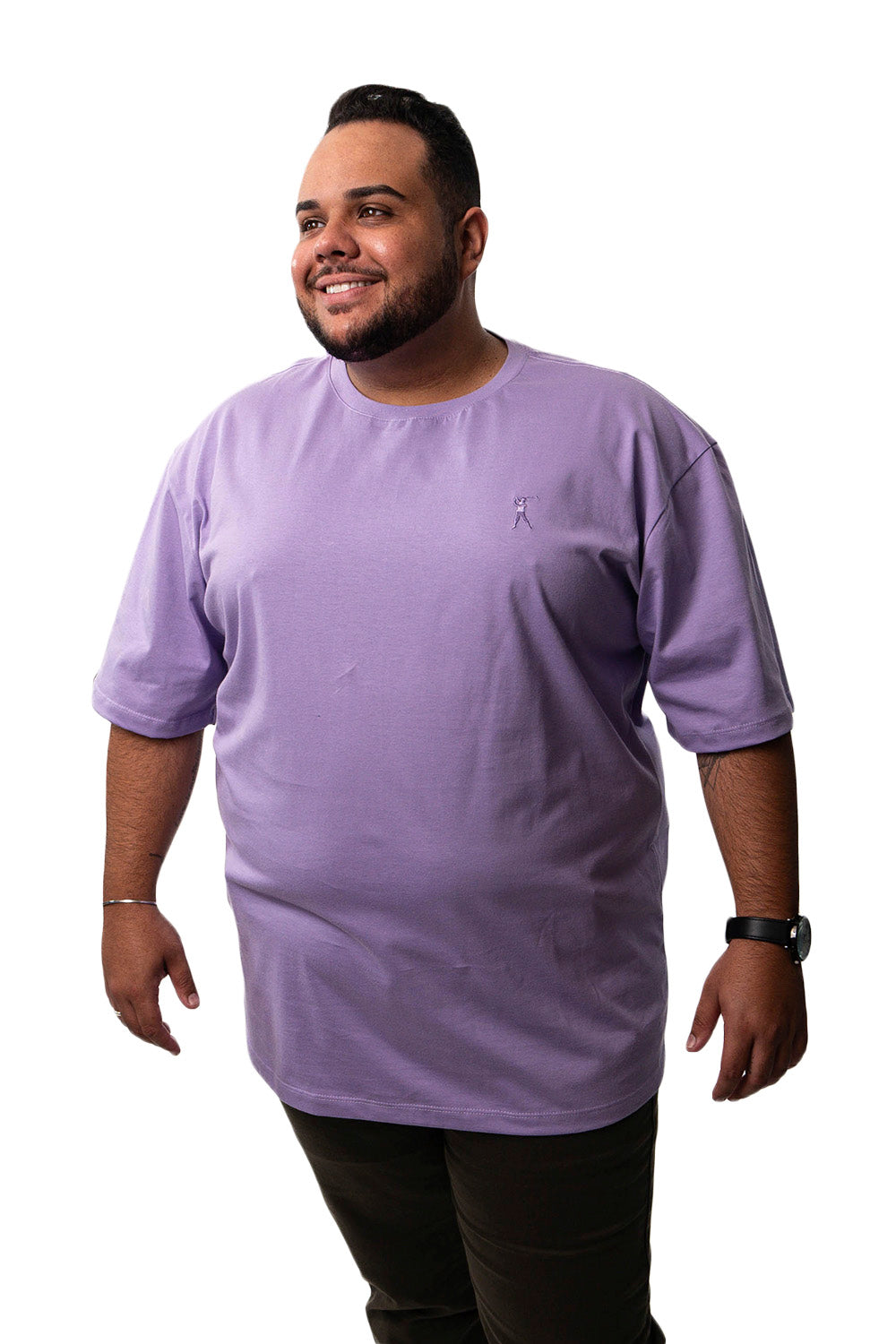 Camiseta Tradicional Bordada Plus Size