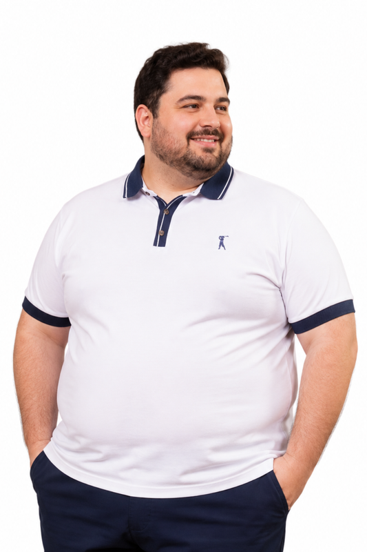 Camisa Polo Detalhe Retilínea com Friso Plus Size