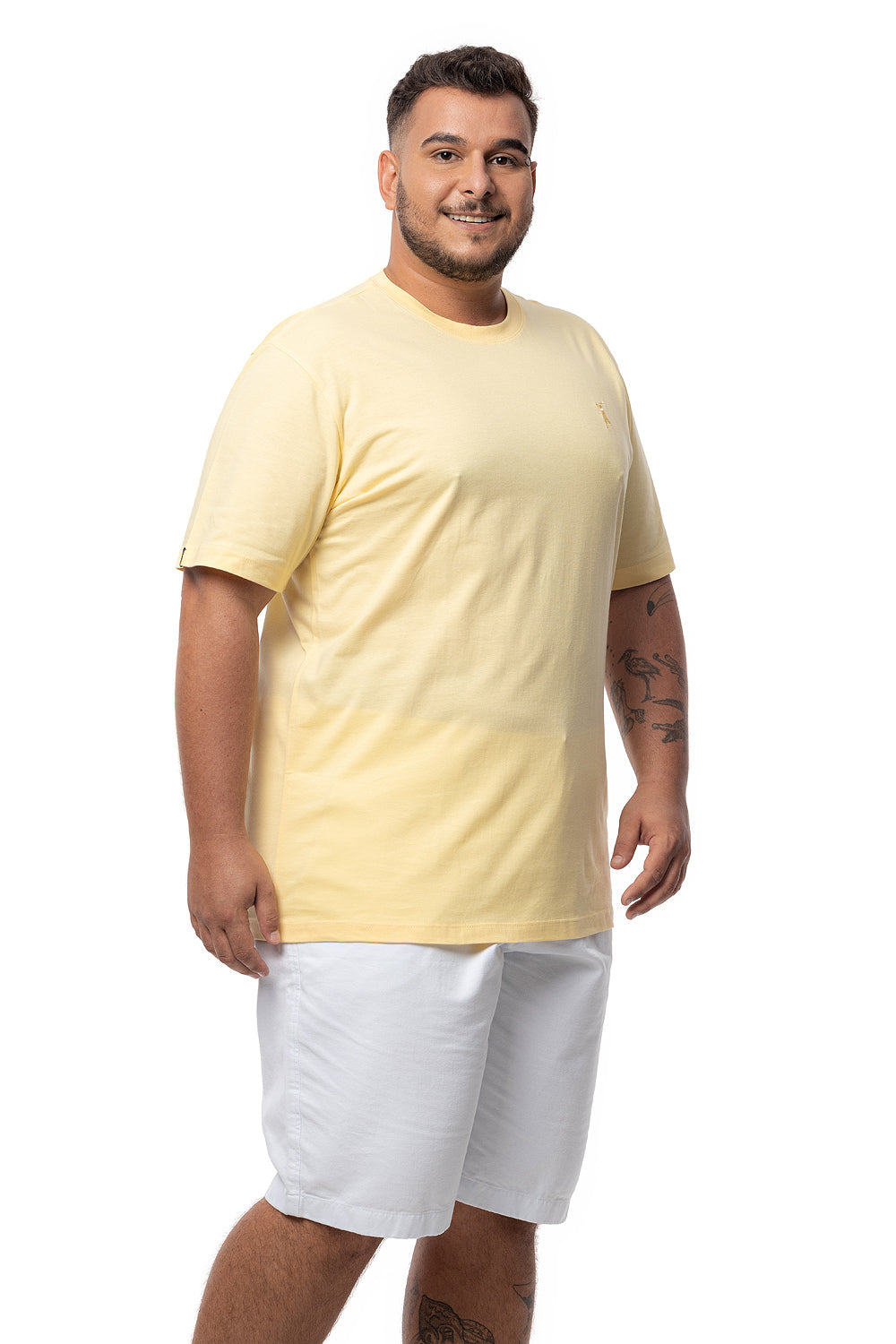 Camiseta Tradicional Bordada Plus Size