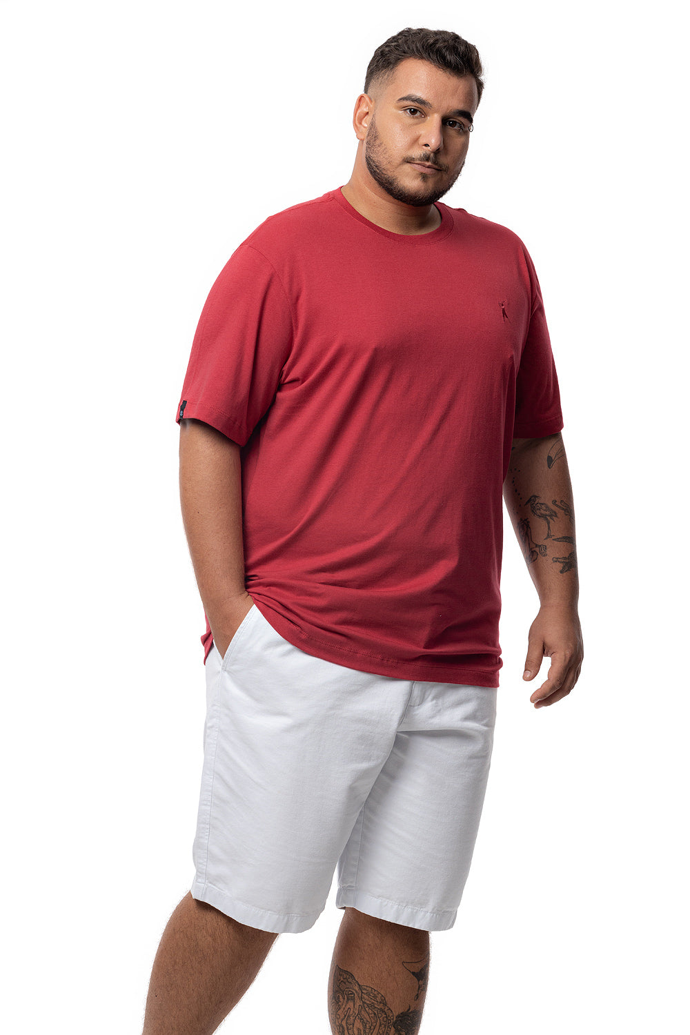 Camiseta Tradicional Bordada Plus Size