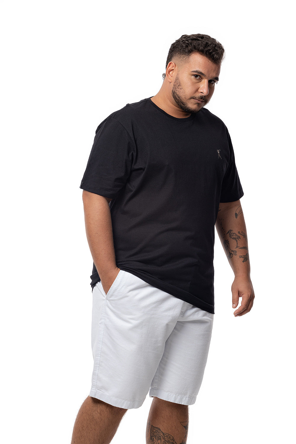 Camiseta Tradicional Bordada Plus Size