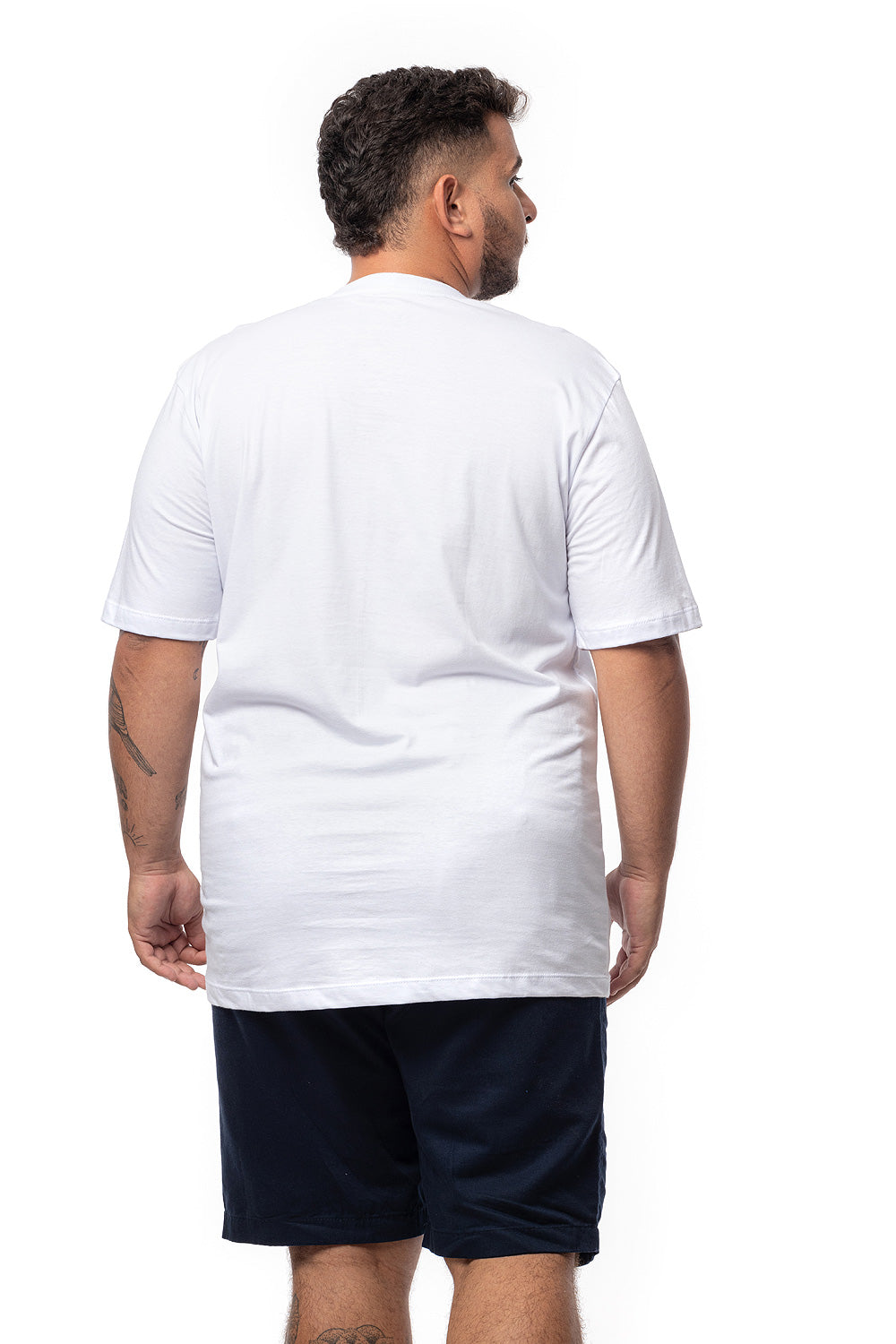 Camiseta Tradicional Bordada Plus Size