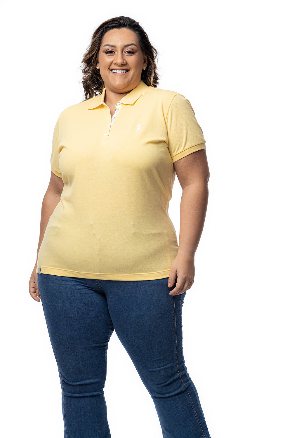 Baby Look Polo Bordada Plus Size