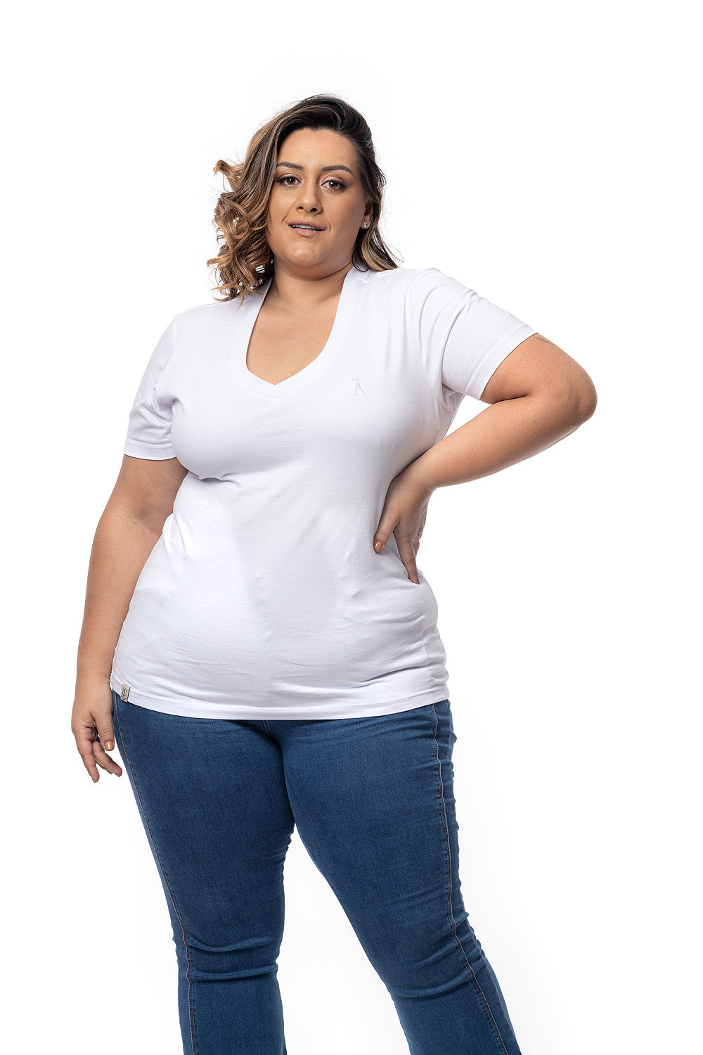 Camiseta Feminina Decote V Plus Size