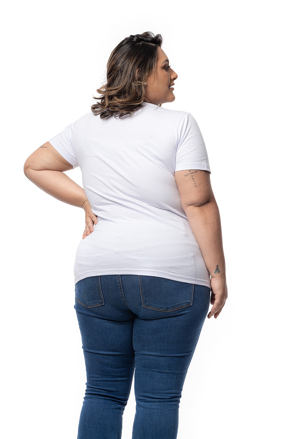 Camiseta Feminina Decote V Plus Size